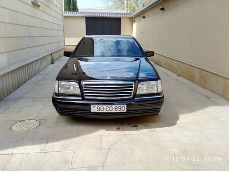 Mercedes S 320