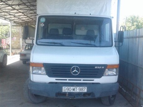 Mercedes Vario