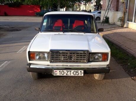 LADA (VAZ) 2107