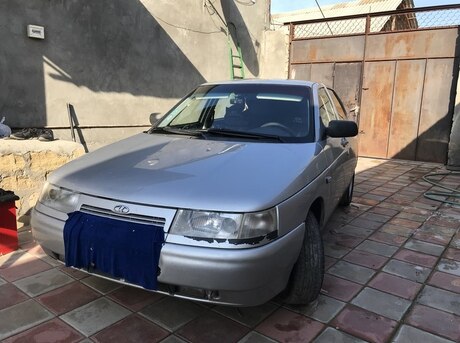 LADA (VAZ) 2112