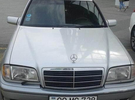 Mercedes C 220