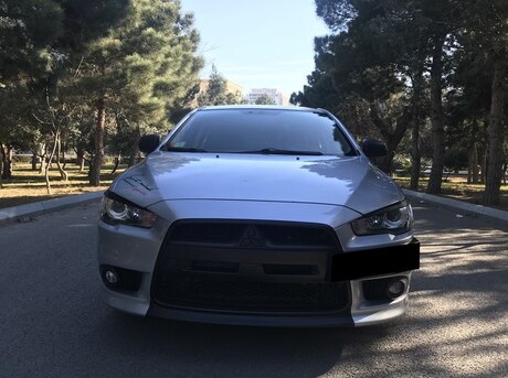Mitsubishi Lancer