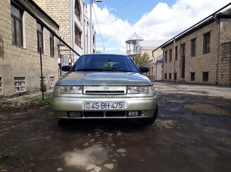 LADA (VAZ) 2112