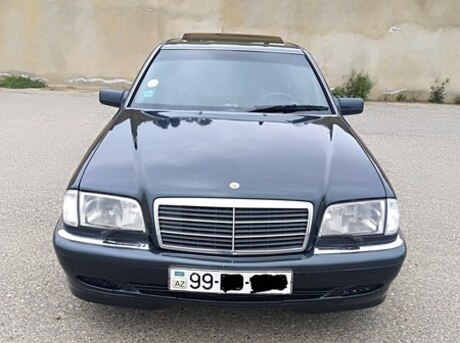 Mercedes C 240