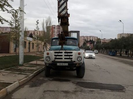 ZIL 133