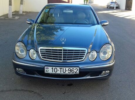Mercedes E 320