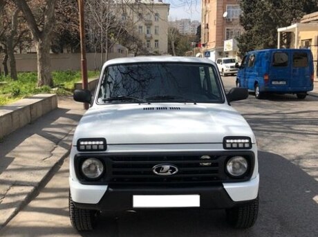 LADA (VAZ) Niva