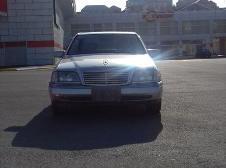 Mercedes C 220