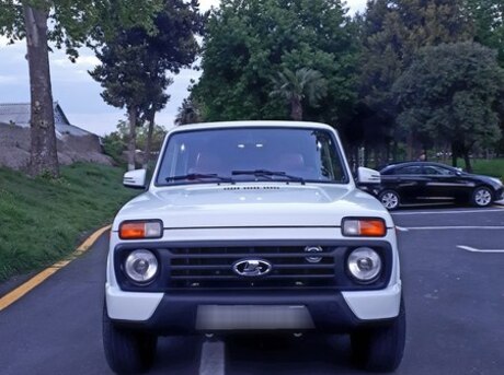 LADA (VAZ) Niva