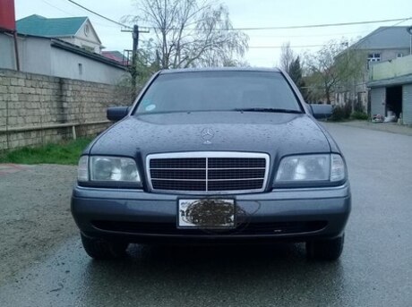 Mercedes C 220