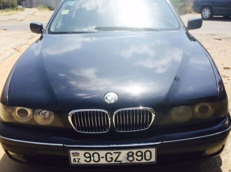 BMW 528