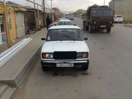 LADA (VAZ) 2107