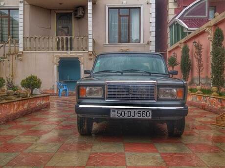 LADA (VAZ) 2107