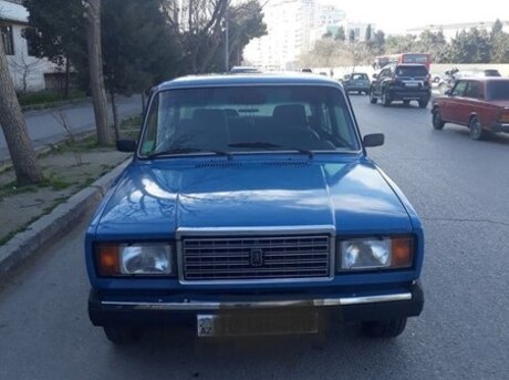 LADA (VAZ) 2107