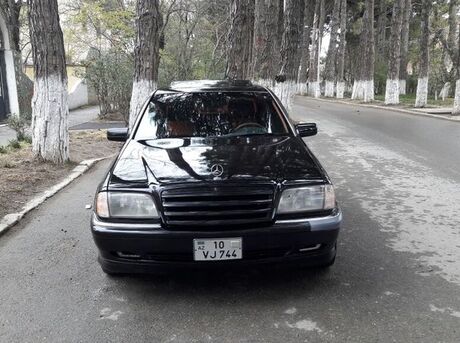 Mercedes C 220