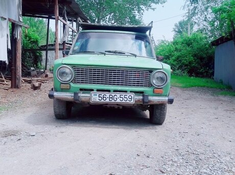 LADA (VAZ) 2102