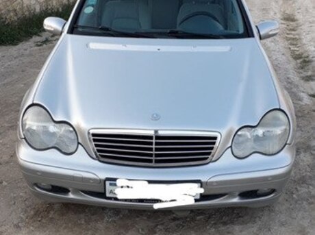 Mercedes C 180