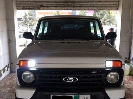 LADA (VAZ) Niva