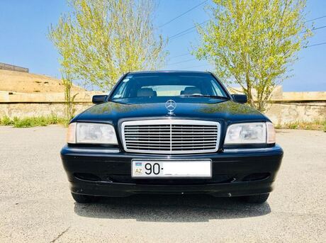 Mercedes C 230