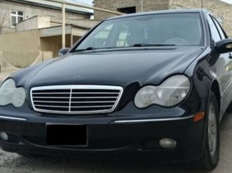 Mercedes C 240