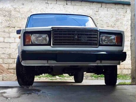 LADA (VAZ) 2107