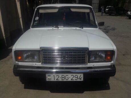 LADA (VAZ) 2107