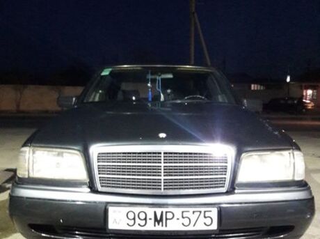 Mercedes C 180