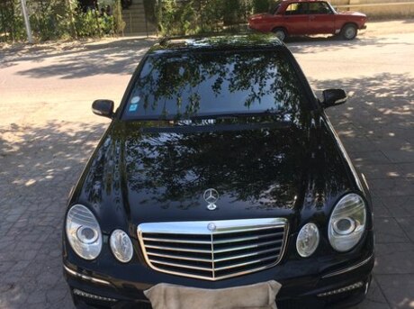Mercedes E 280