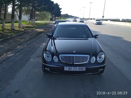 Mercedes E 320