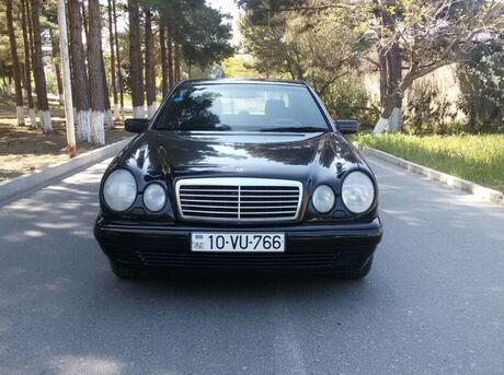 Mercedes E 280