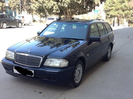 Mercedes C 200