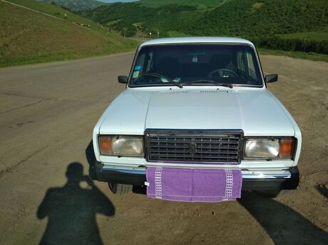 LADA (VAZ) 2107