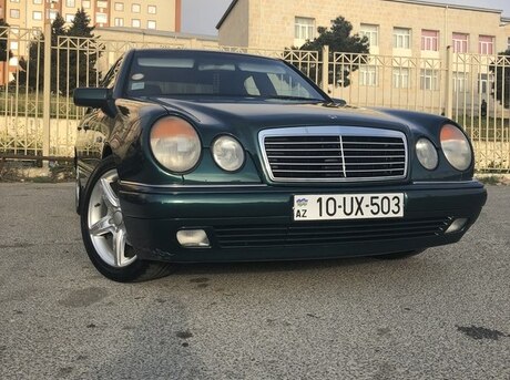 Mercedes E 200