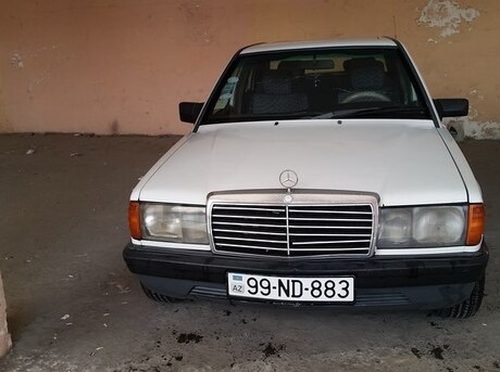 Mercedes 190