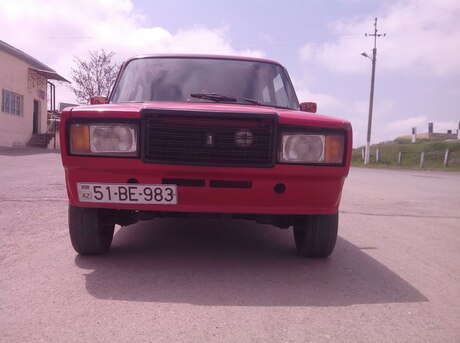 LADA (VAZ) 2107