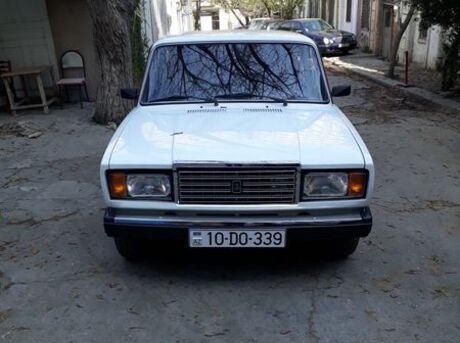 LADA (VAZ) 2107