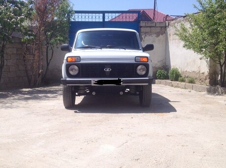 LADA (VAZ) Niva
