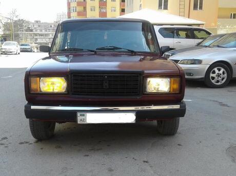 LADA (VAZ) 2107