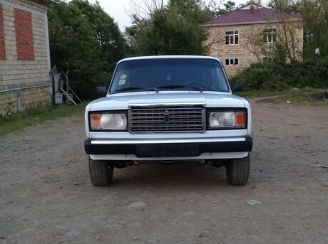 LADA (VAZ) 2107