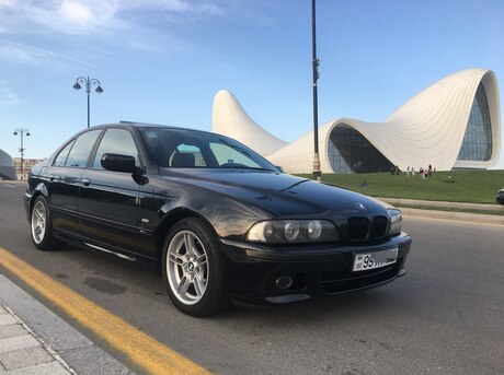 BMW 525