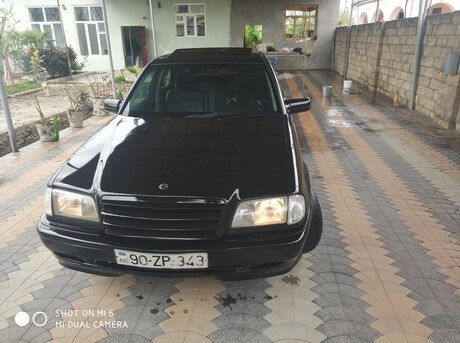 Mercedes C 180