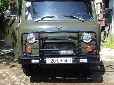 UAZ 452