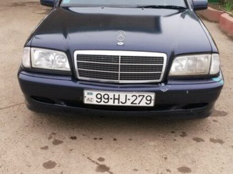Mercedes C 180
