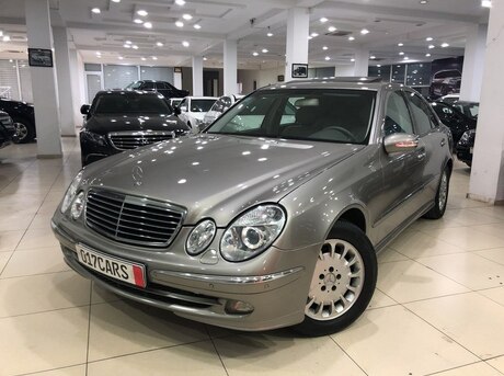 Mercedes E 320