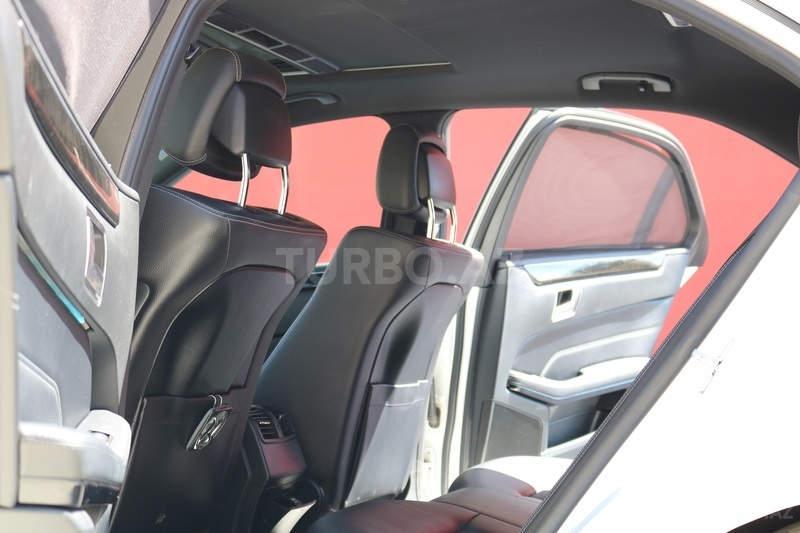 Mercedes E 200