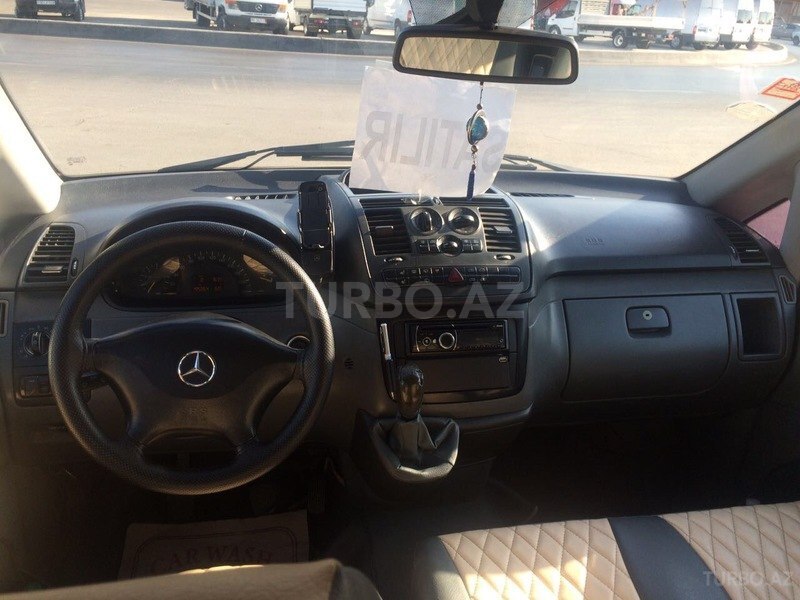 Mercedes Vito