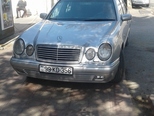 Mercedes E 300