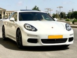 Porsche Panamera 4S