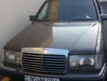 Mercedes E 230