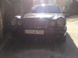 Mercedes E 230